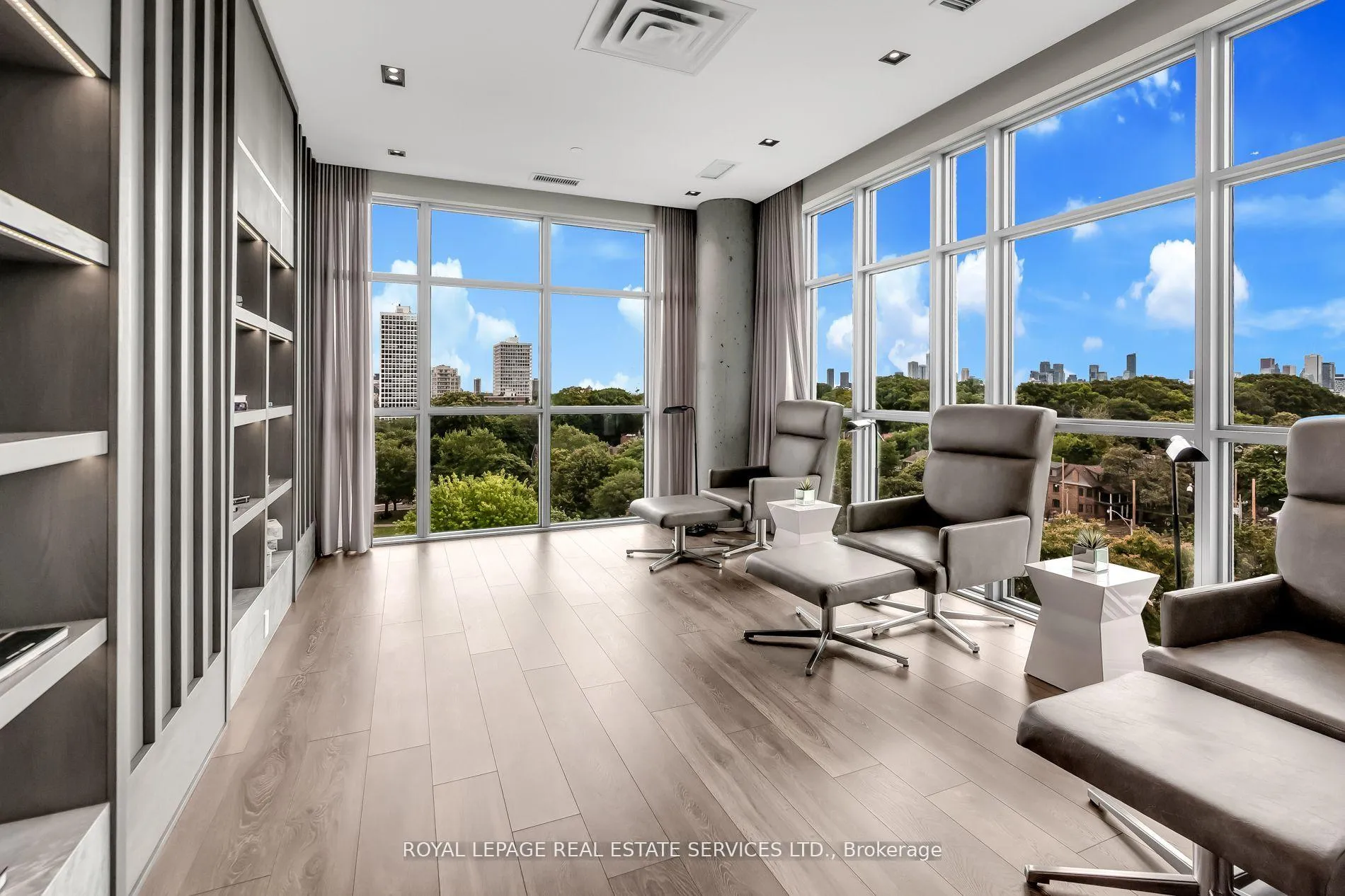 Photo 26 of Unit 418, 501 St Clair Avenue, Toronto, Casa Loma — HOMEH