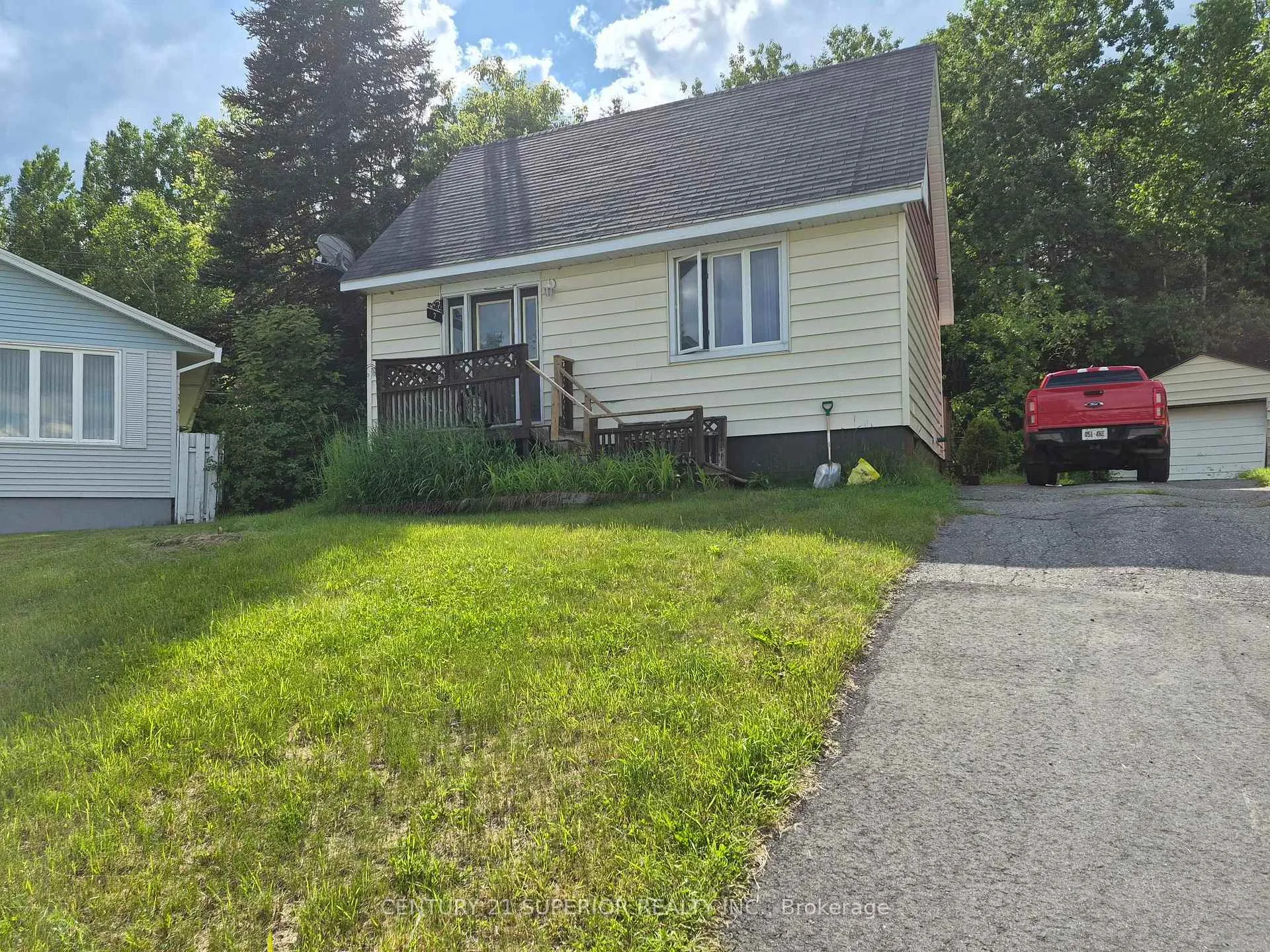 Photo 3 of 7 Essa Place, Manitouwadge, TB-73 — HOMEH