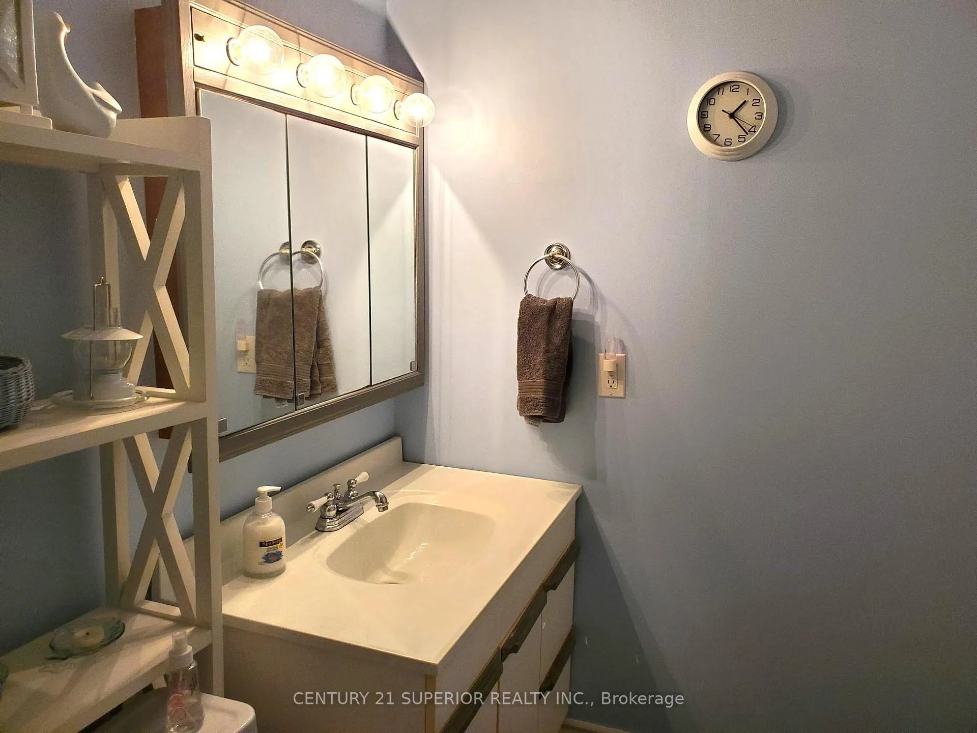 Photo 17 of 7 Essa Place, Manitouwadge, TB-73 — HOMEH