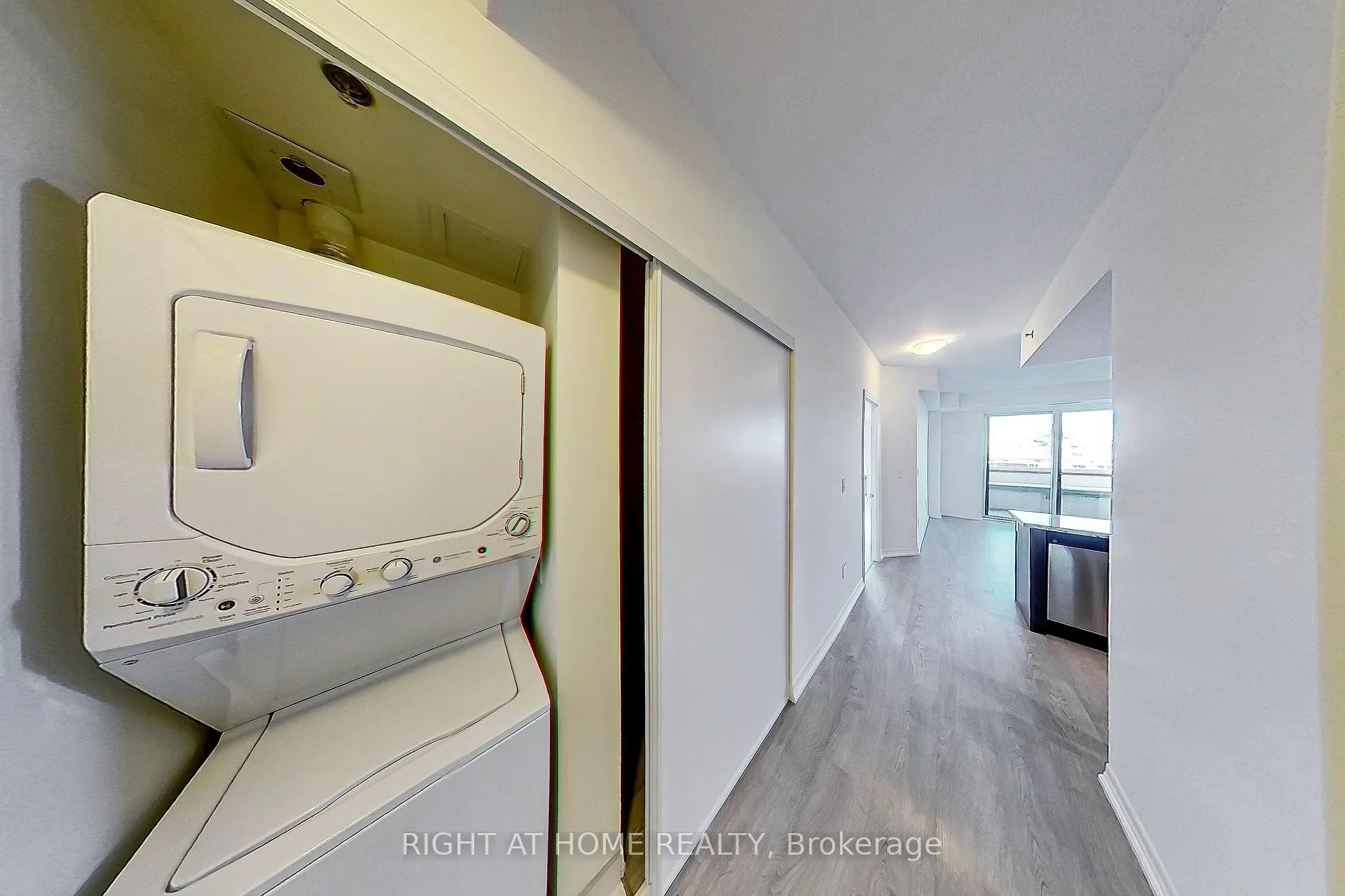 Photo 4 of Unit 207, 560 North Service Road, Grimsby, Grimsby Beach — HOMEH