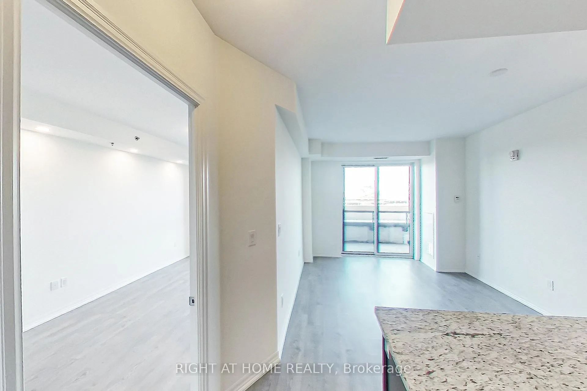 Photo 5 of Unit 207, 560 North Service Road, Grimsby, Grimsby Beach — HOMEH