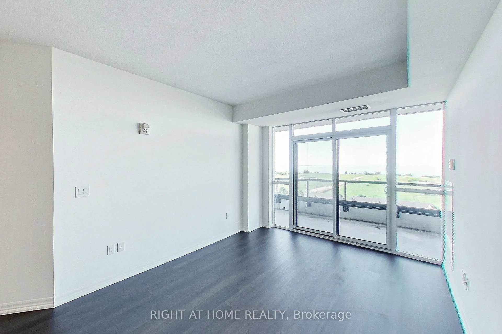 Photo 8 of Unit 807, 560 North Service Road, Grimsby, Grimsby Beach — HOMEH