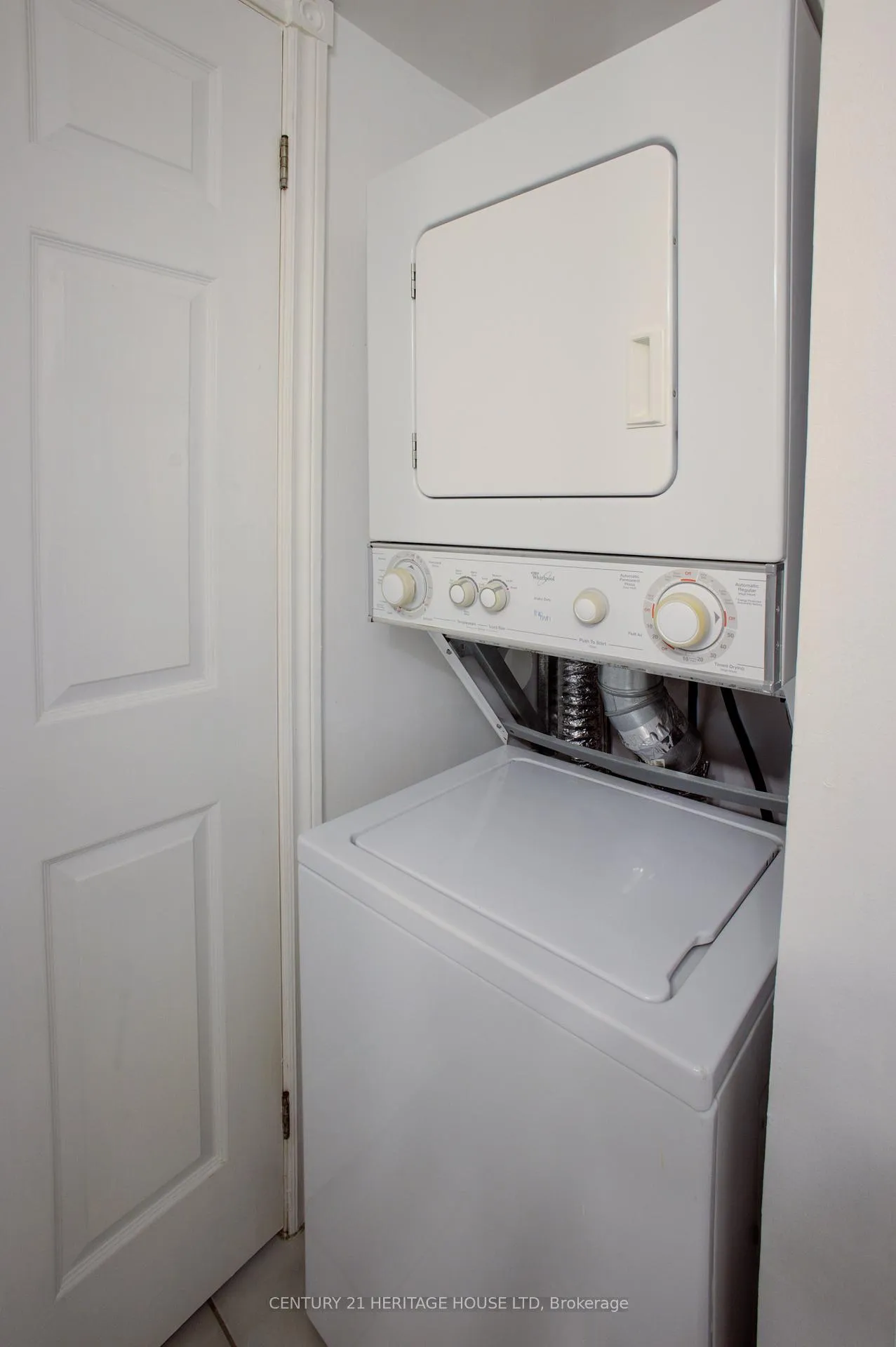 Photo 21 of Unit 305, 237 King Street W, Cambridge, Preston North — HOMEH