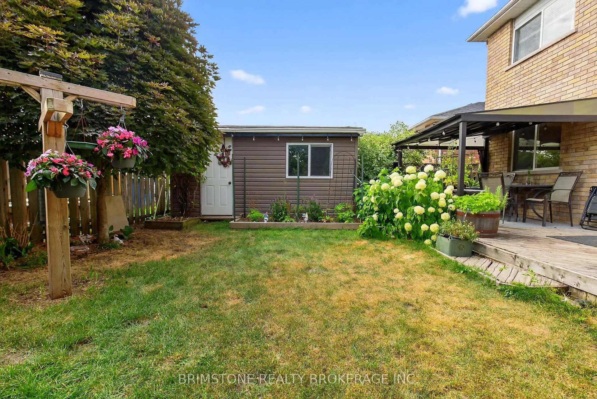 Photo 29 of 116 Bird Street, Barrie, Edgehill Drive — HOMEH