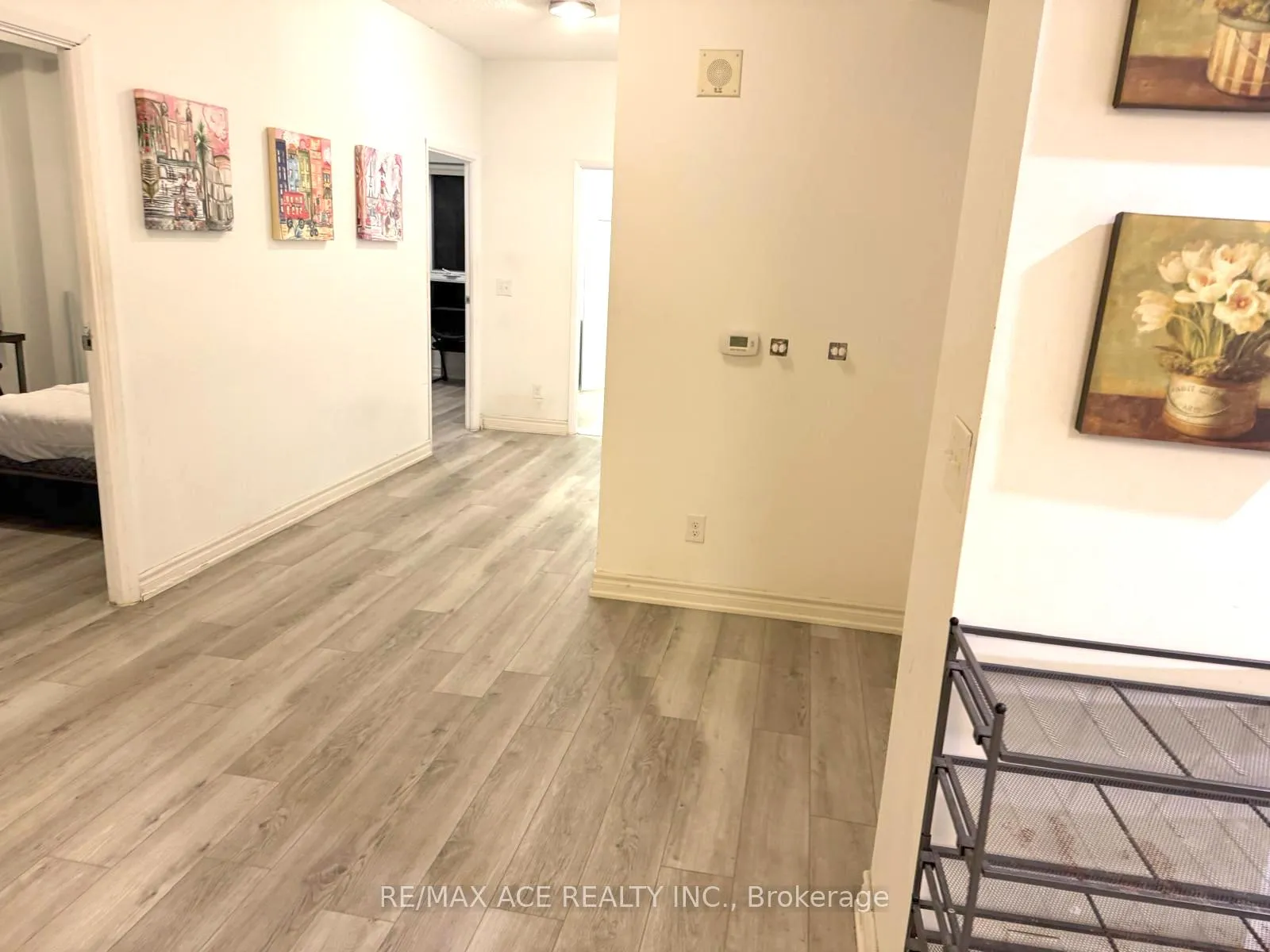 Photo 3 of Unit 504, 158 King Street N, Waterloo, Downtown Waterloo — HOMEH