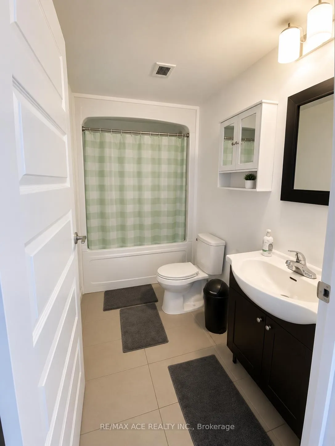 Photo 9 of Unit 504, 158 King Street N, Waterloo, Downtown Waterloo — HOMEH