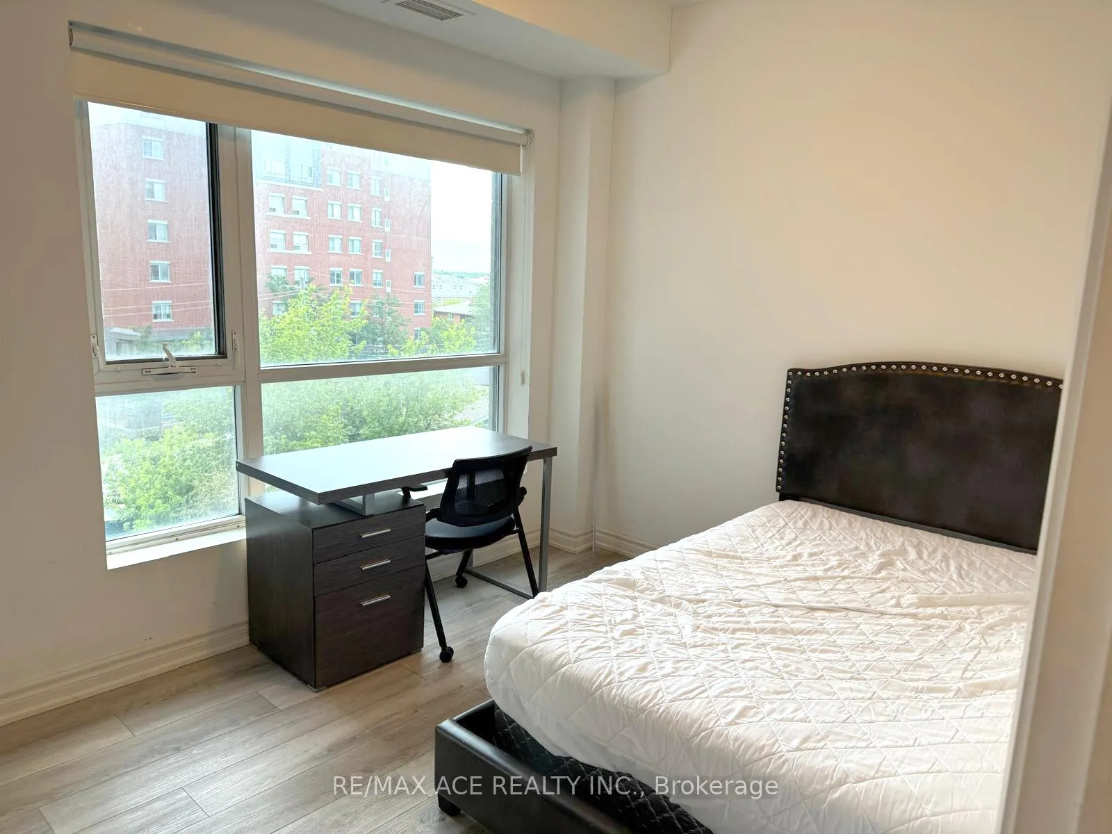 Photo 12 of Unit 504, 158 King Street N, Waterloo, Downtown Waterloo — HOMEH