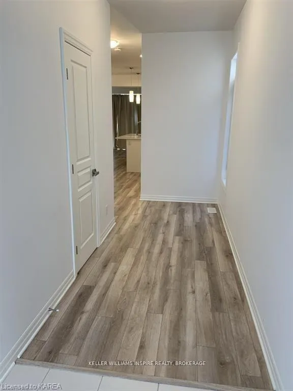 Photo 2 of 873 Stonewalk Drive, Kingston, Kingston East (Incl Barret Crt) — HOMEH