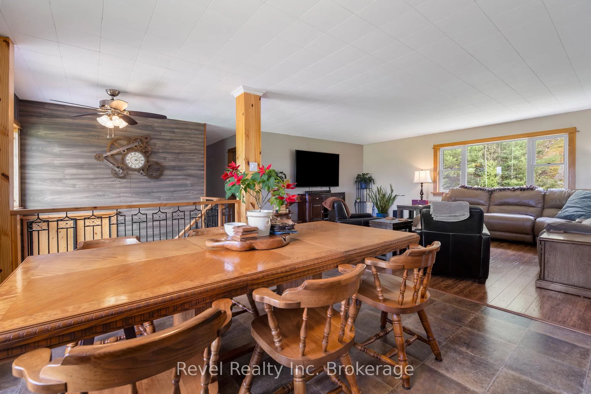 Photo 6 of 471 Lindquist Line, Powassan — HOMEH