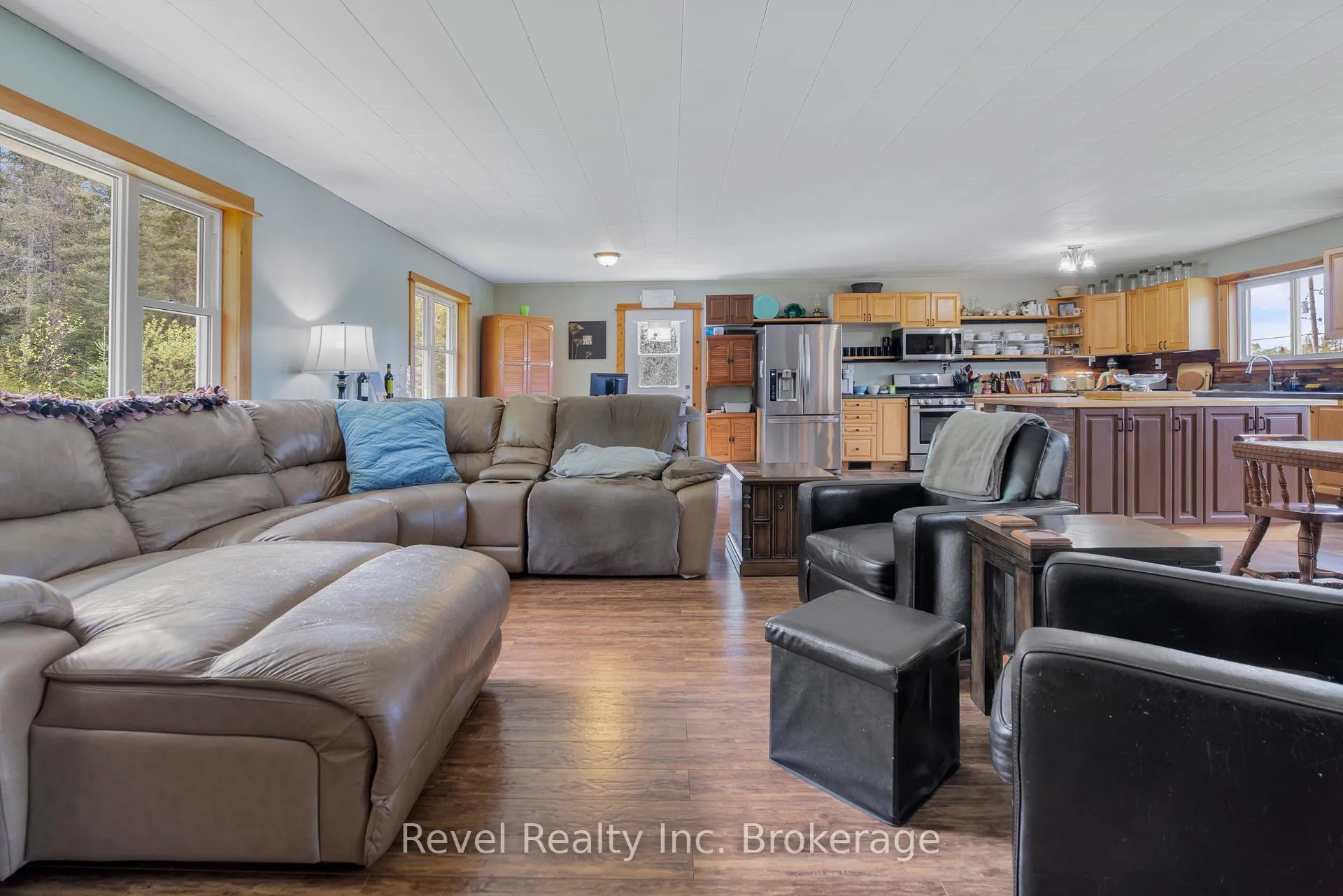 Photo 18 of 471 Lindquist Line, Powassan — HOMEH