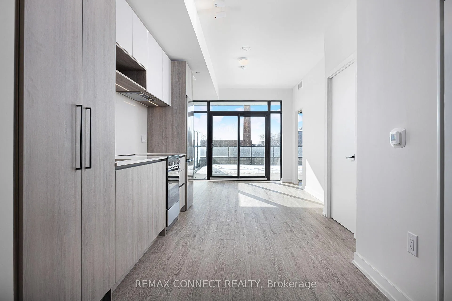 Photo 2 of Unit 303, 181 Sterling Road, Toronto, Dufferin Grove — HOMEH