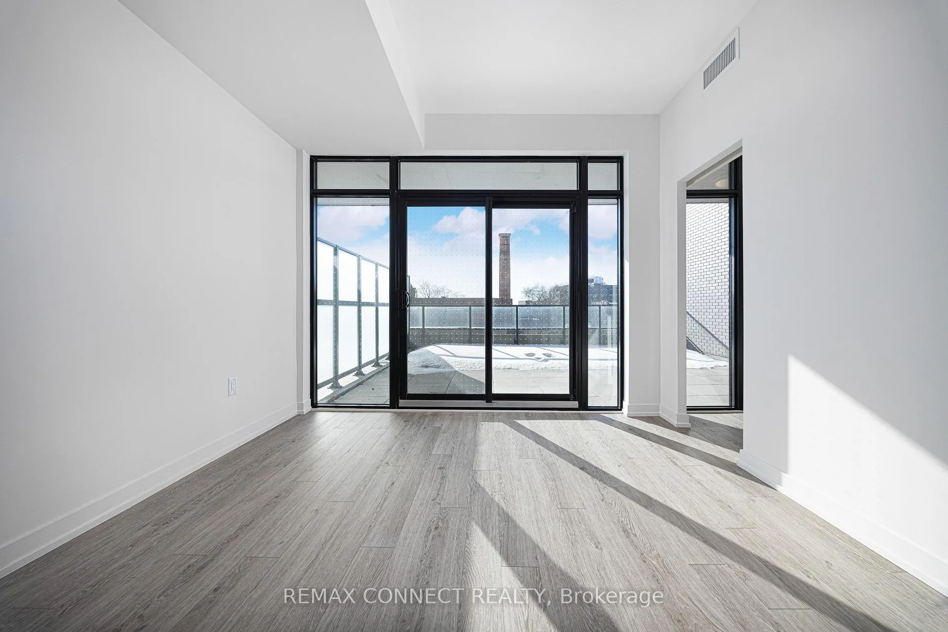Photo 6 of Unit 303, 181 Sterling Road, Toronto, Dufferin Grove — HOMEH