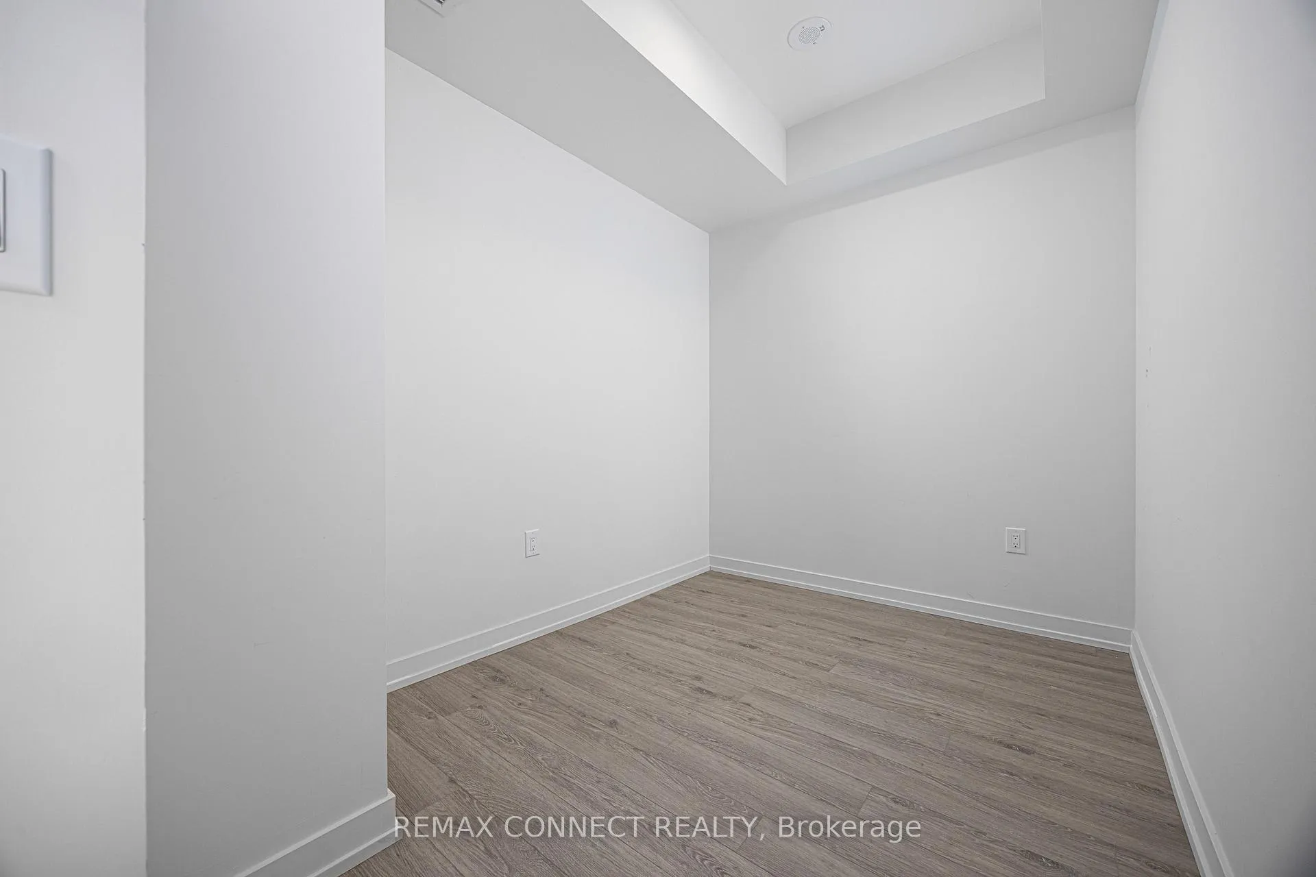 Photo 11 of Unit 303, 181 Sterling Road, Toronto, Dufferin Grove — HOMEH