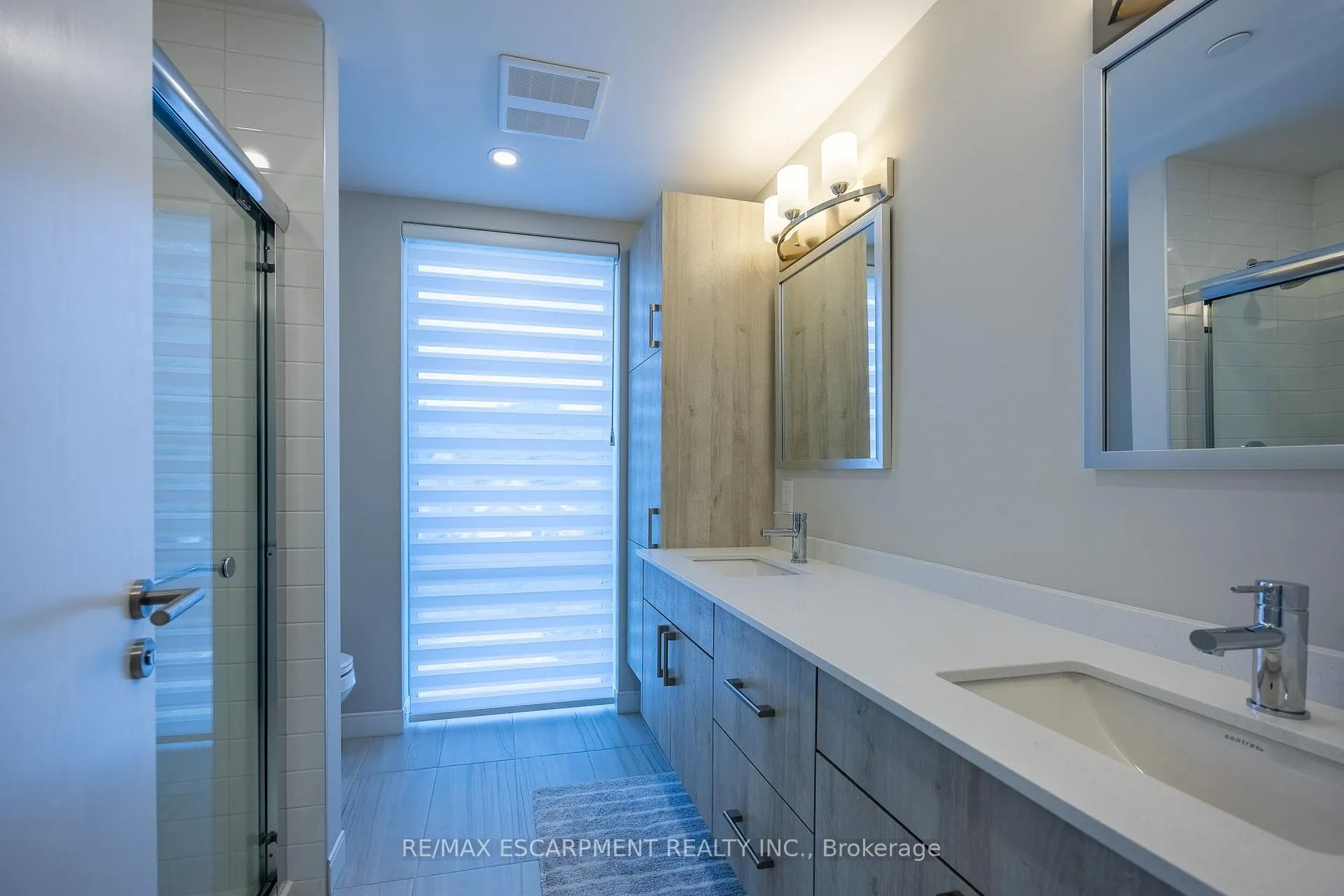Photo 19 of Unit 201, 118 West Street, Port Colborne, Sugarloaf — HOMEH