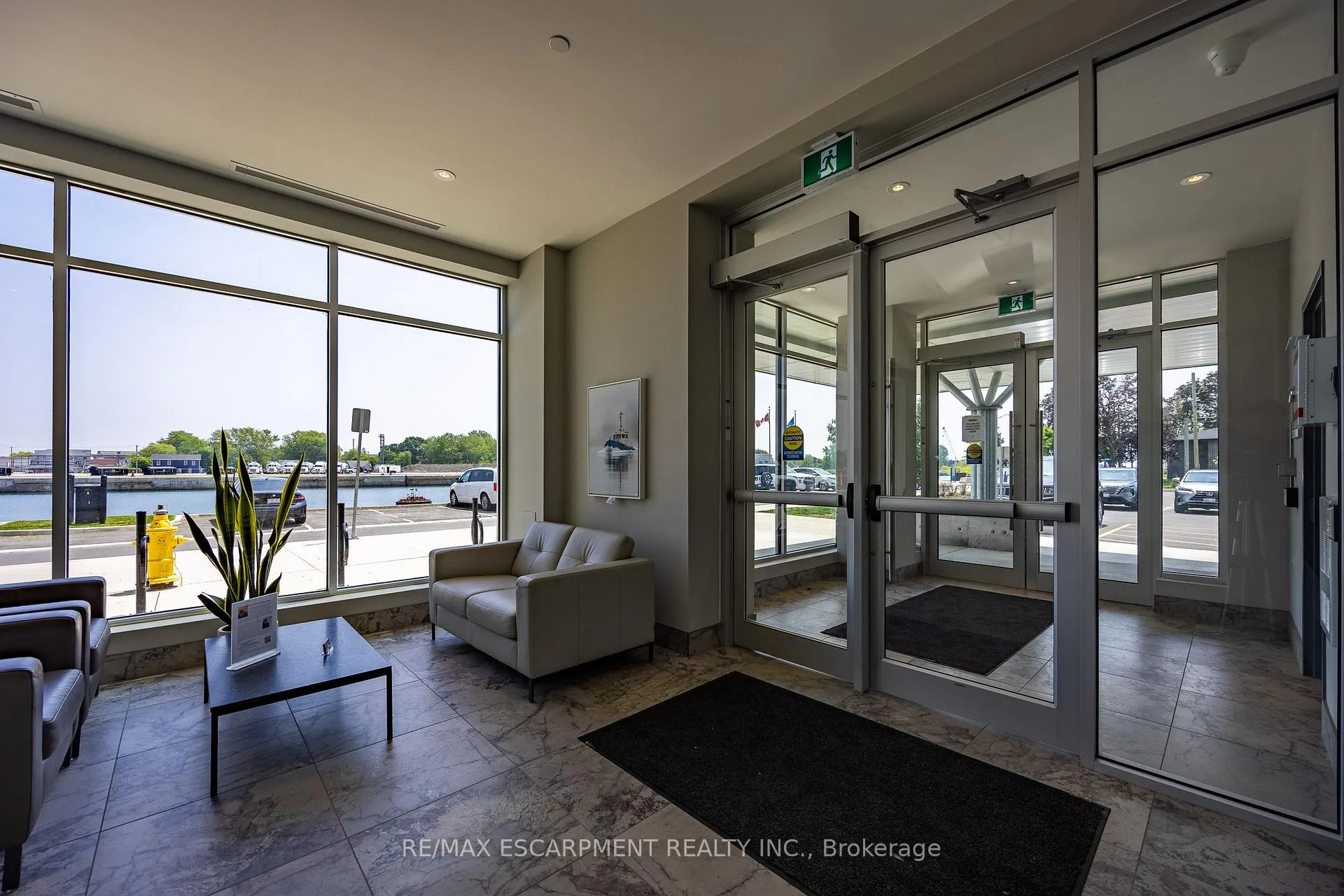 Photo 28 of Unit 201, 118 West Street, Port Colborne, Sugarloaf — HOMEH
