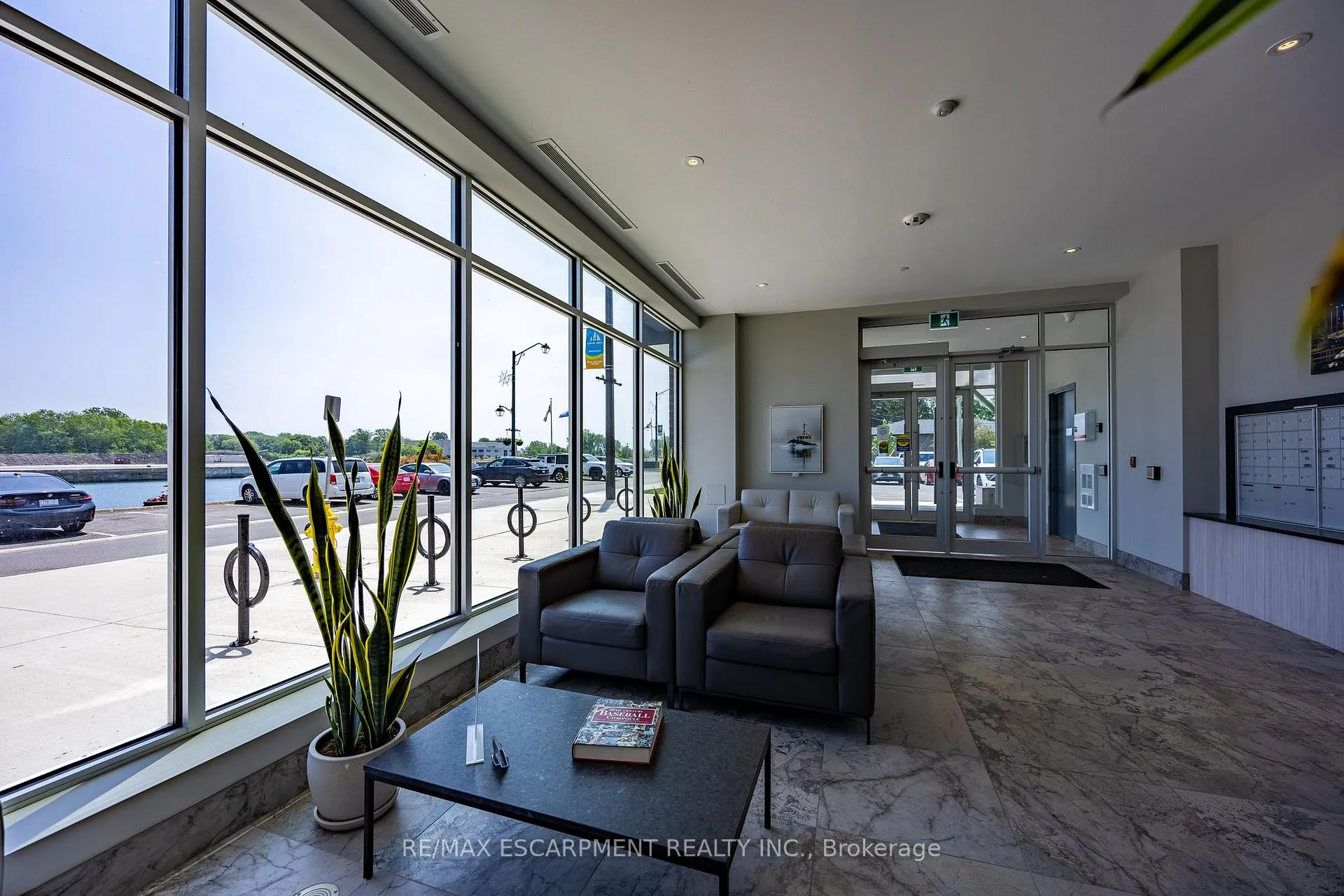 Photo 30 of Unit 201, 118 West Street, Port Colborne, Sugarloaf — HOMEH