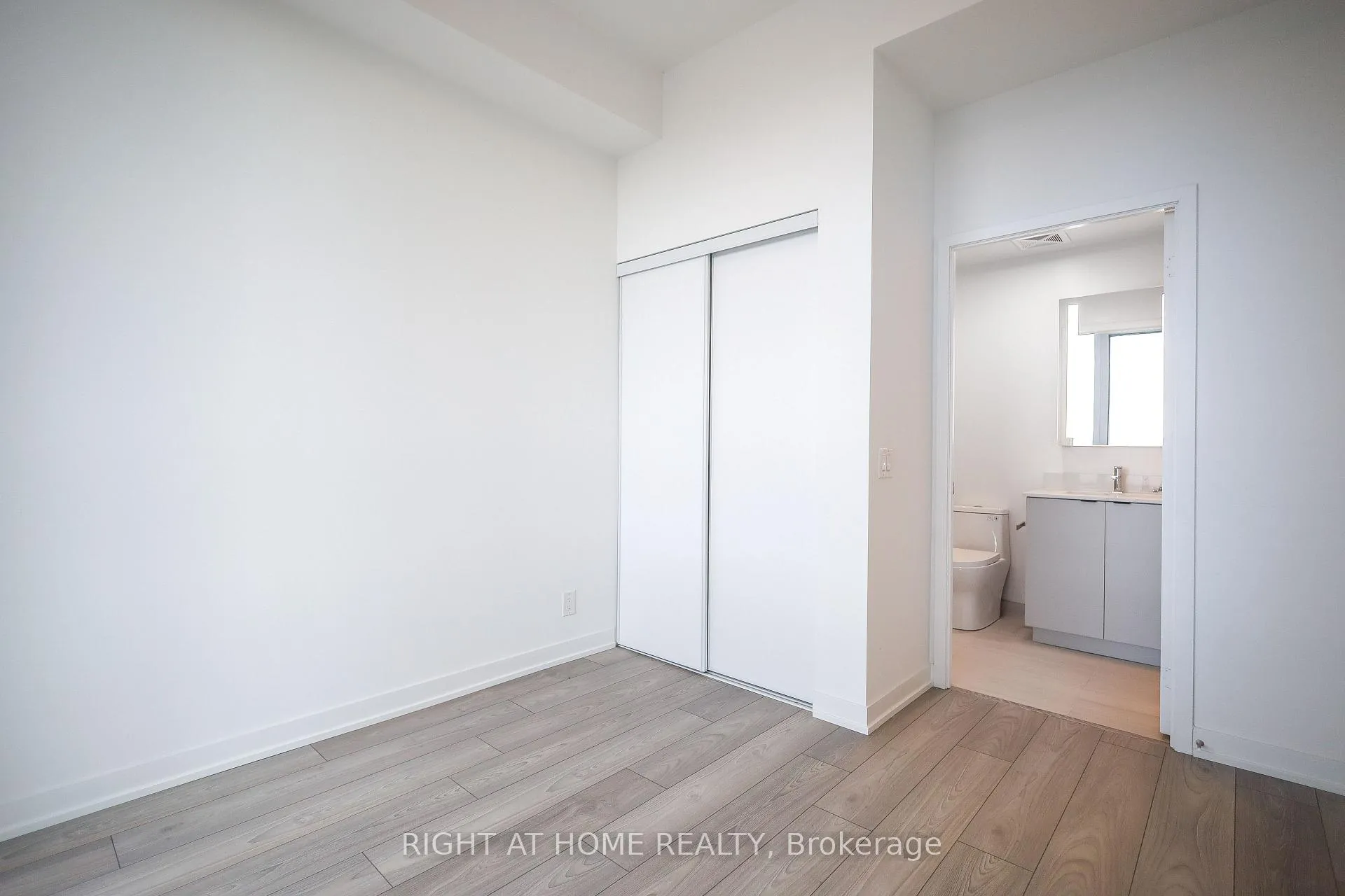 Photo 14 of Unit 1209, 285 Dufferin Street, Toronto, South Parkdale — HOMEH