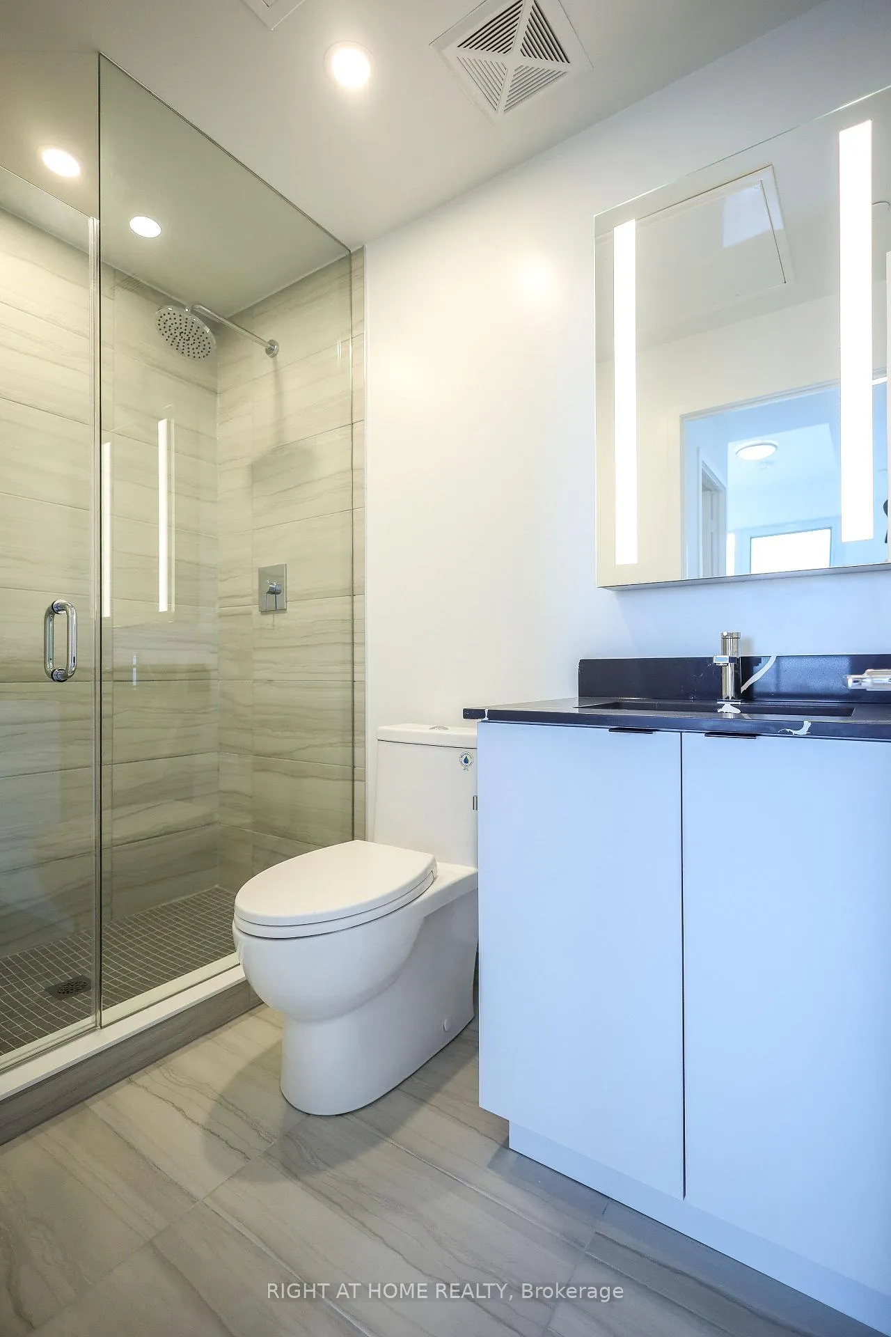 Photo 17 of Unit 917, 285 Dufferin Street, Toronto, South Parkdale — HOMEH