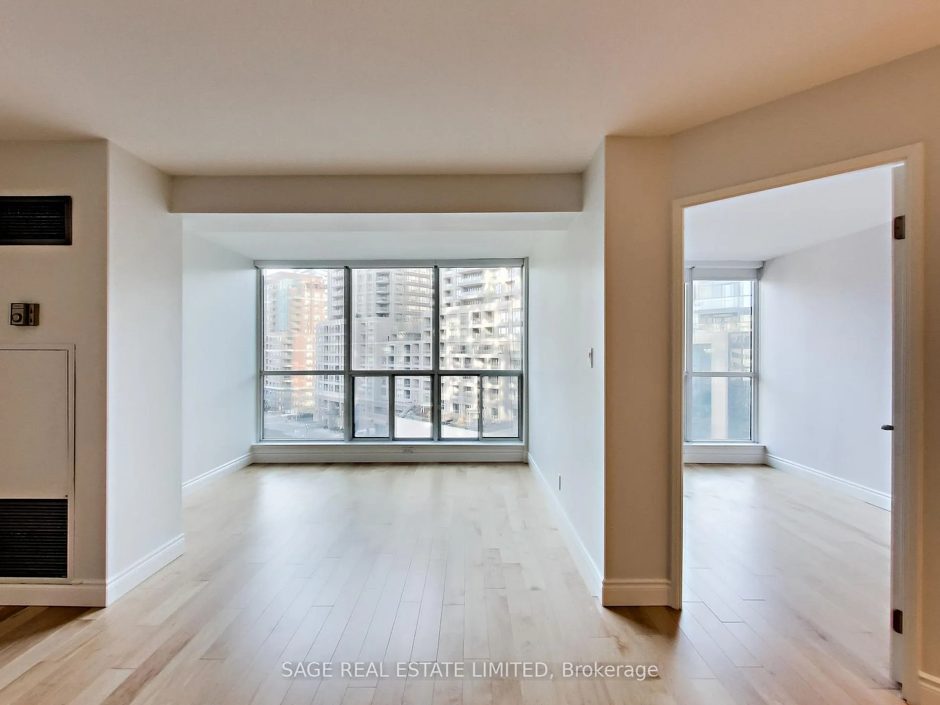 Photo 7 of Unit 714, 24 Wellesley Street W, Toronto, Bay Street Corridor — HOMEH