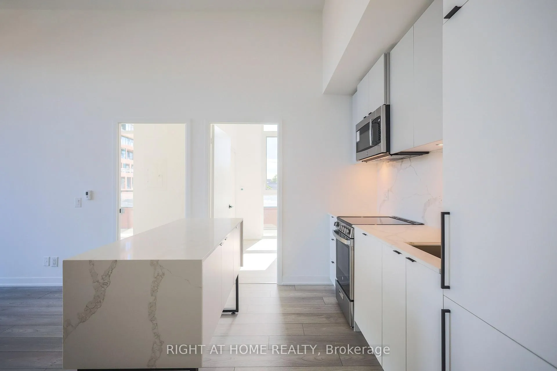 Photo 14 of Unit 220, 285 Dufferin Street, Toronto, South Parkdale — HOMEH