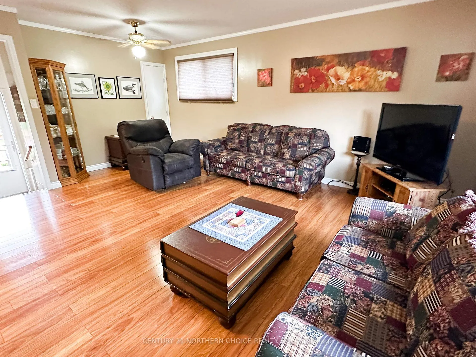 Photo 4 of 128 Dickenson Road, Red Lake — HOMEH