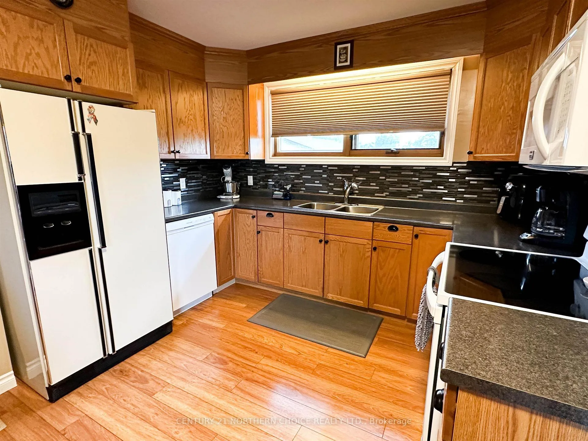Photo 5 of 128 Dickenson Road, Red Lake — HOMEH