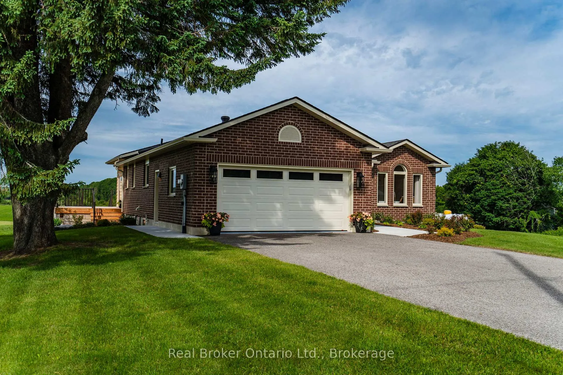 Photo 32 of 930 Marshall Road, Tiny, Rural Tiny — HOMEH