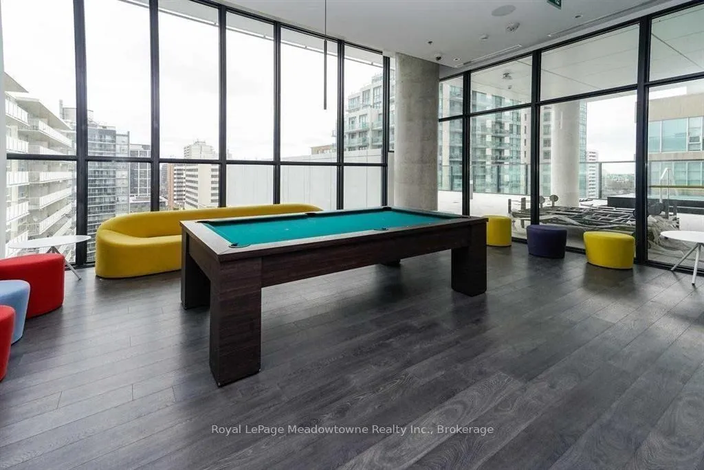 Photo 13 of Unit 2401, 185 Roehampton Avenue, Toronto, Mount Pleasant West — HOMEH
