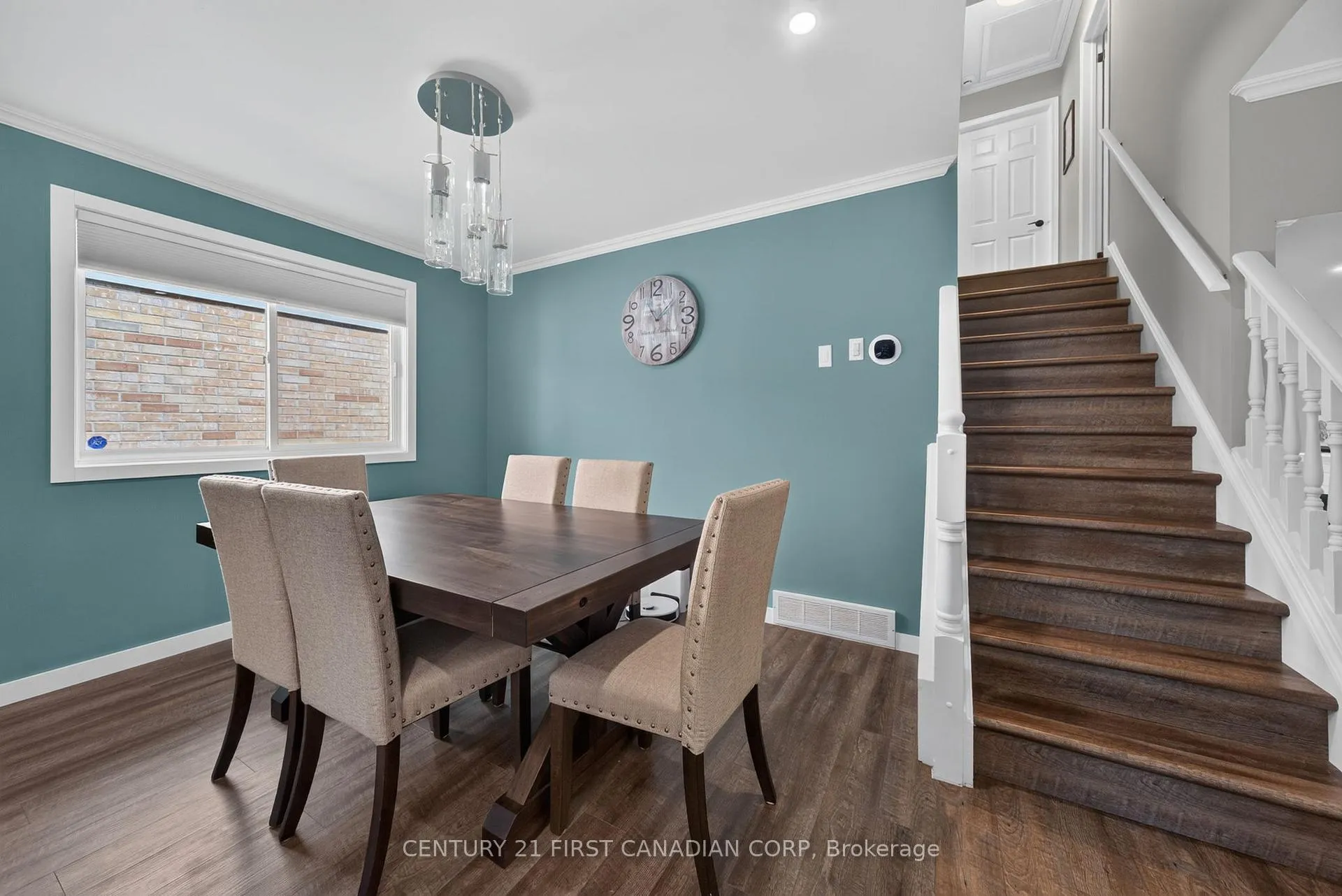 Photo 6 of 237 Parkview Drive E, Strathroy-Caradoc, SE — HOMEH