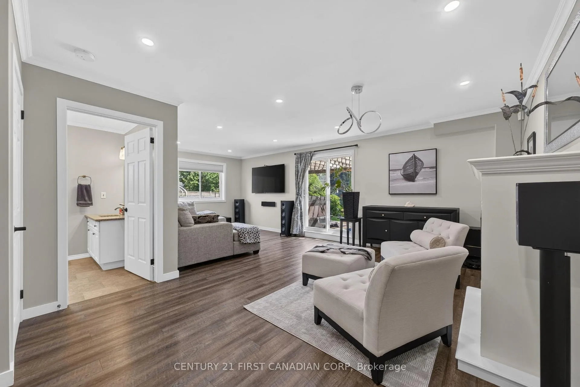 Photo 13 of 237 Parkview Drive E, Strathroy-Caradoc, SE — HOMEH