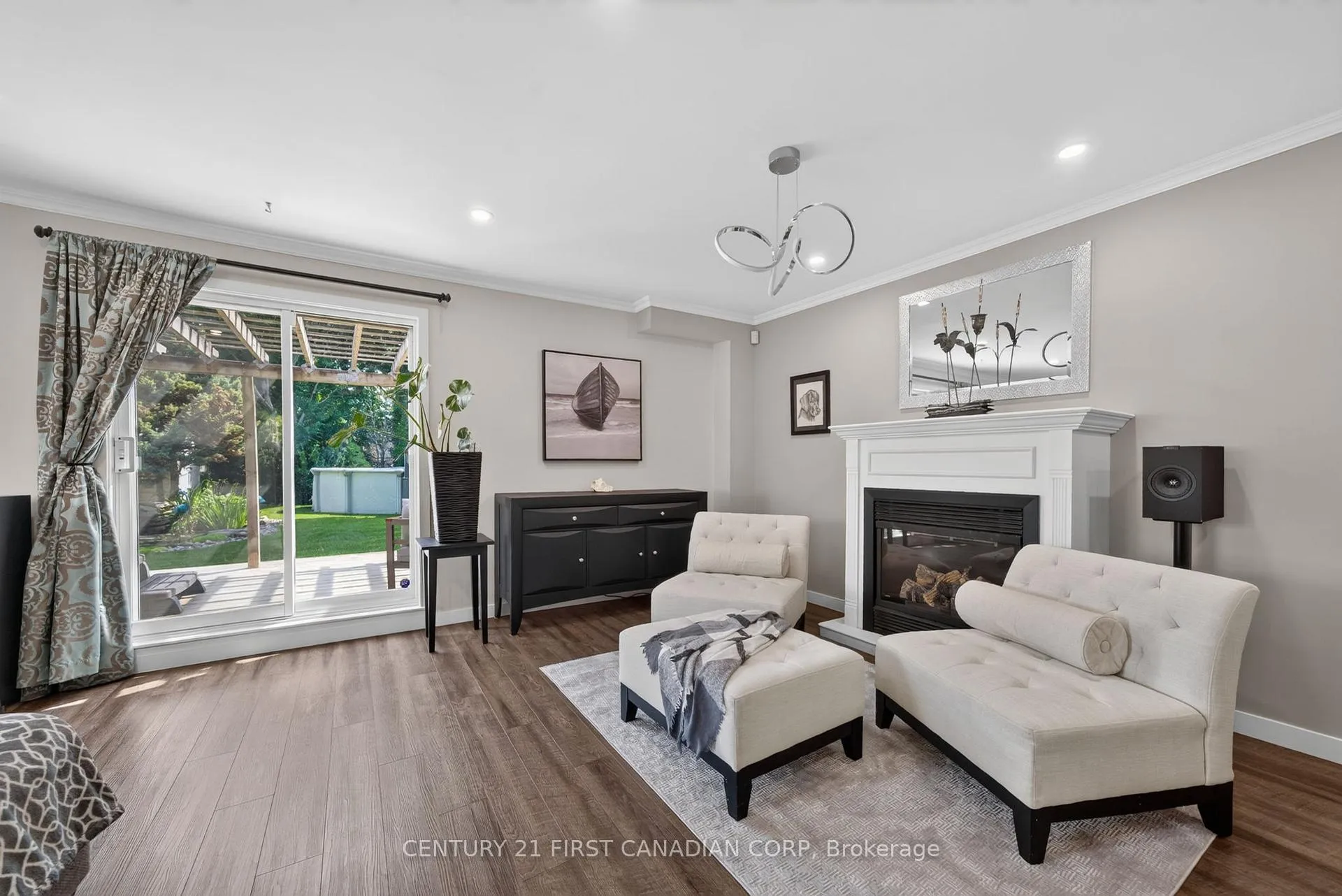 Photo 16 of 237 Parkview Drive E, Strathroy-Caradoc, SE — HOMEH