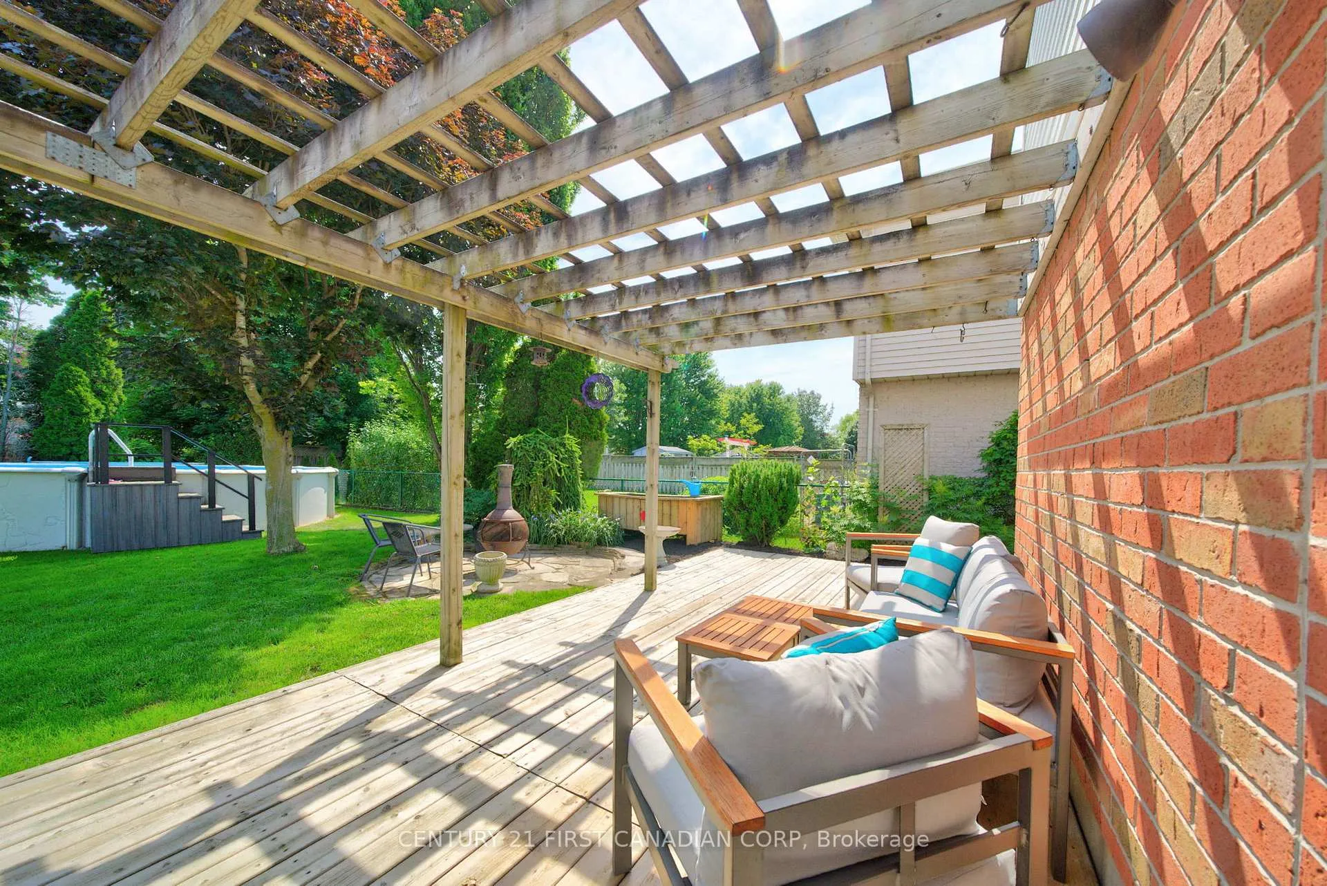 Photo 33 of 237 Parkview Drive E, Strathroy-Caradoc, SE — HOMEH