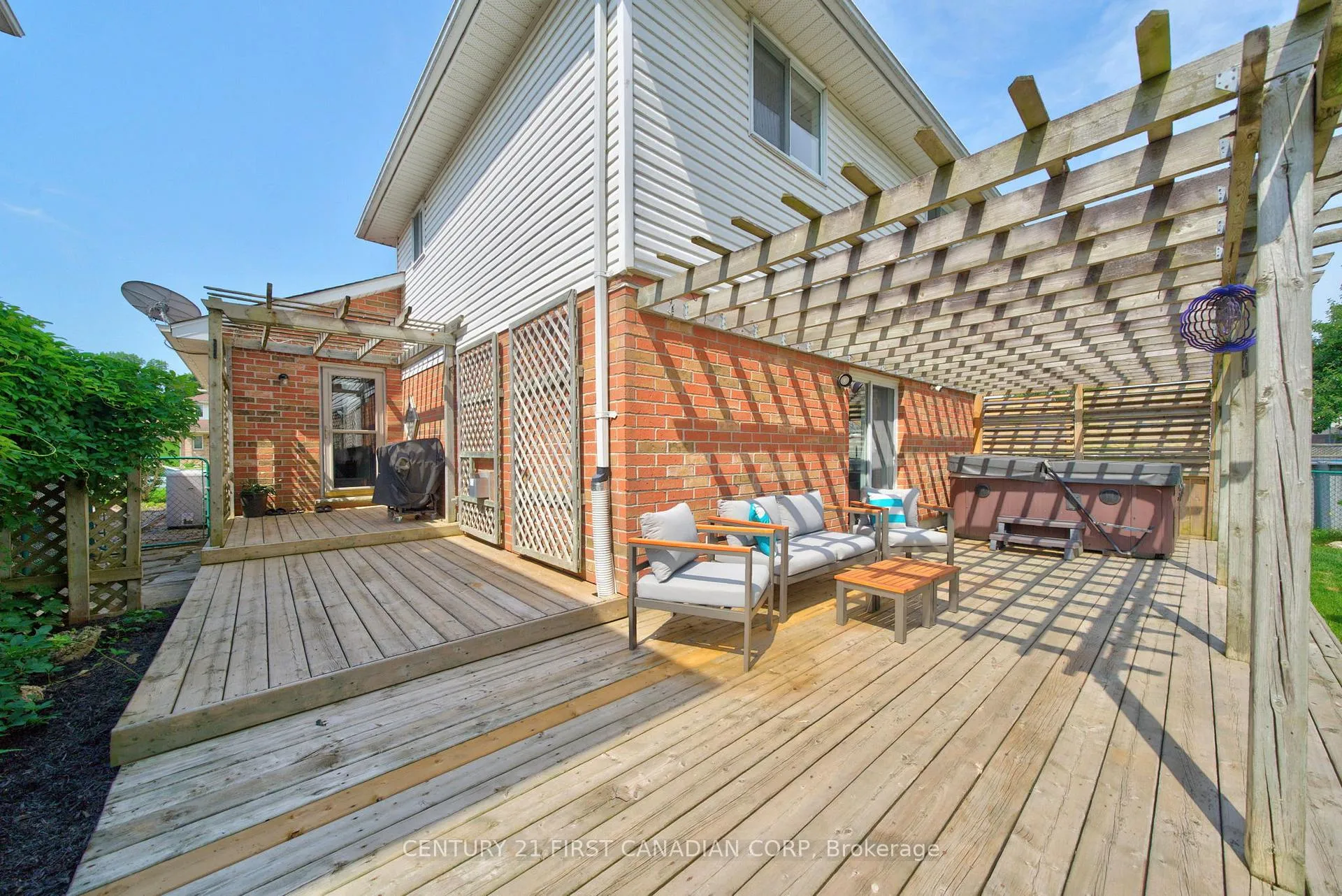 Photo 34 of 237 Parkview Drive E, Strathroy-Caradoc, SE — HOMEH