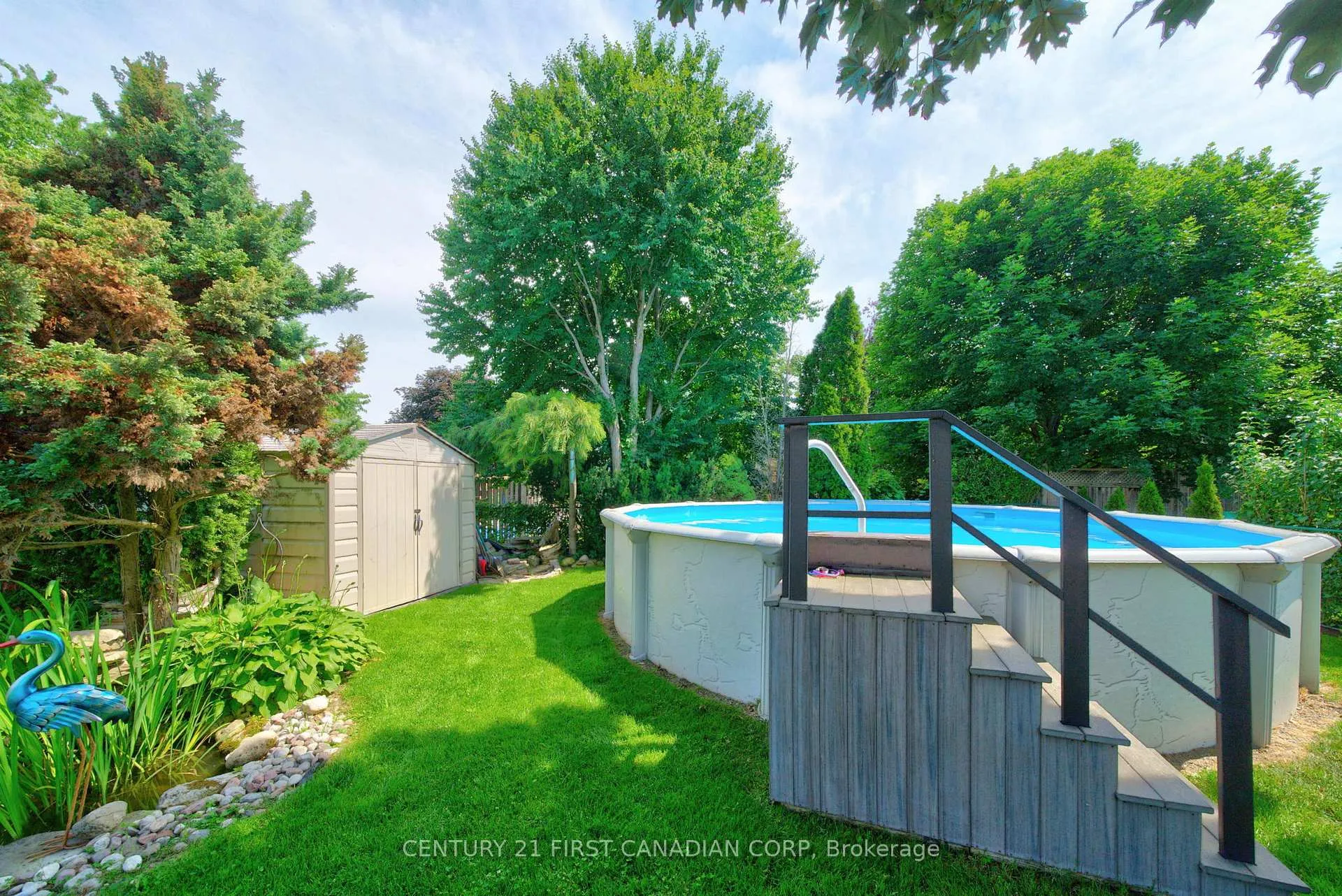 Photo 38 of 237 Parkview Drive E, Strathroy-Caradoc, SE — HOMEH