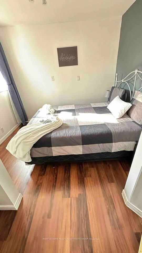 Photo 12 of 338 Little Avenue, Barrie, Painswick North — HOMEH