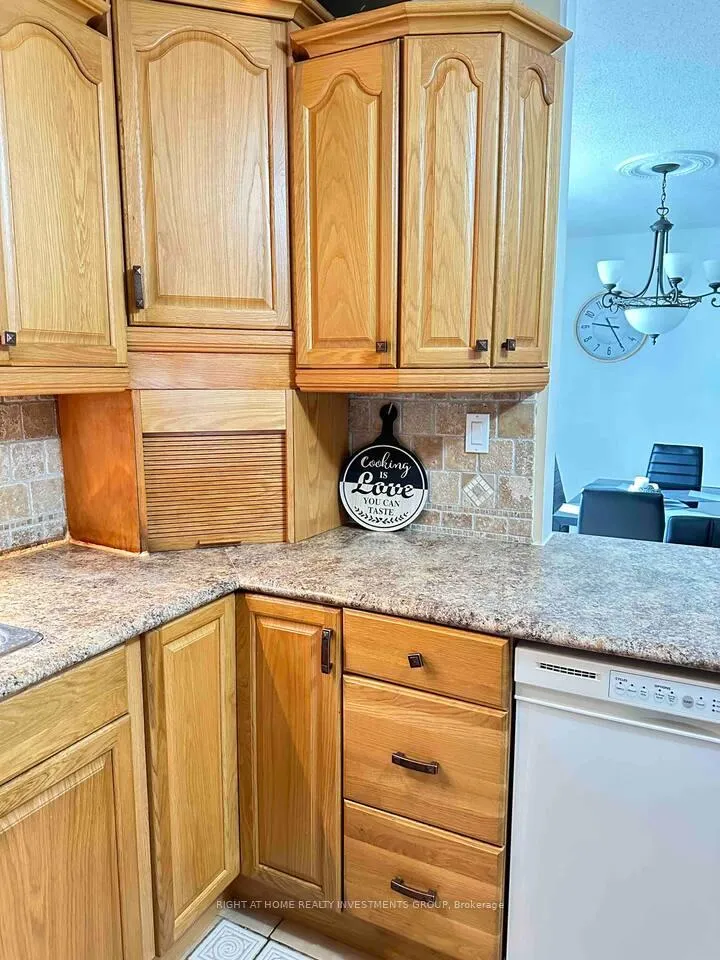Photo 34 of 338 Little Avenue, Barrie, Painswick North — HOMEH
