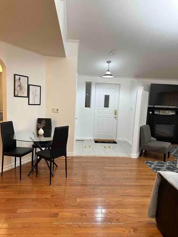 Photo 39 of 338 Little Avenue, Barrie, Painswick North — HOMEH