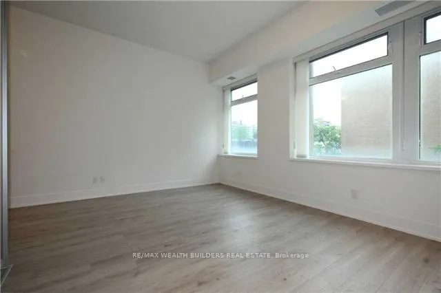 Photo 4 of Unit 328, 111 St Clair Avenue W, Toronto, Yonge-St. Clair — HOMEH