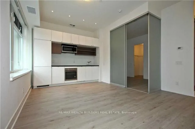 Photo 5 of Unit 328, 111 St Clair Avenue W, Toronto, Yonge-St. Clair — HOMEH