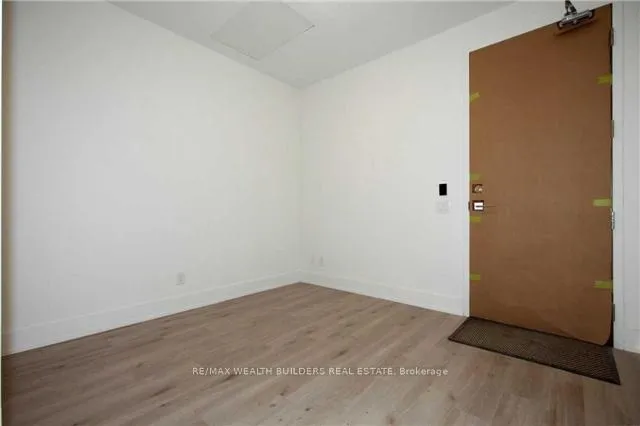 Photo 13 of Unit 328, 111 St Clair Avenue W, Toronto, Yonge-St. Clair — HOMEH