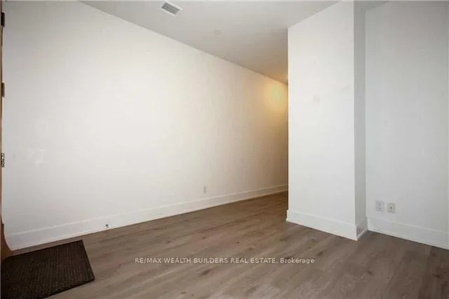 Photo 14 of Unit 328, 111 St Clair Avenue W, Toronto, Yonge-St. Clair — HOMEH