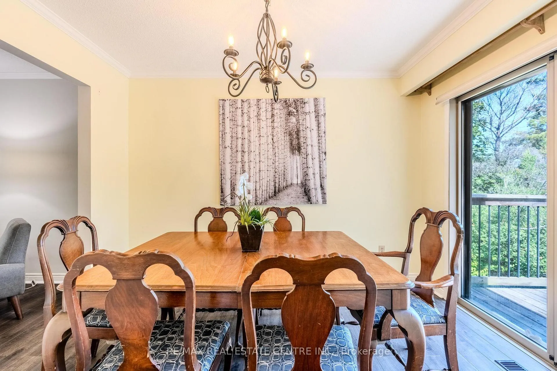 Photo 6 of 172 Hanover Place, Hamilton, Vincent — HOMEH