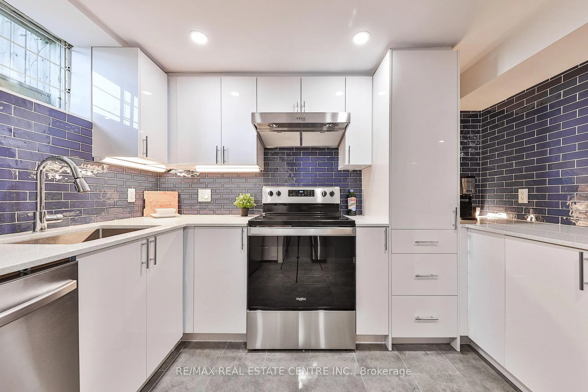 Photo 27 of 172 Hanover Place, Hamilton, Vincent — HOMEH