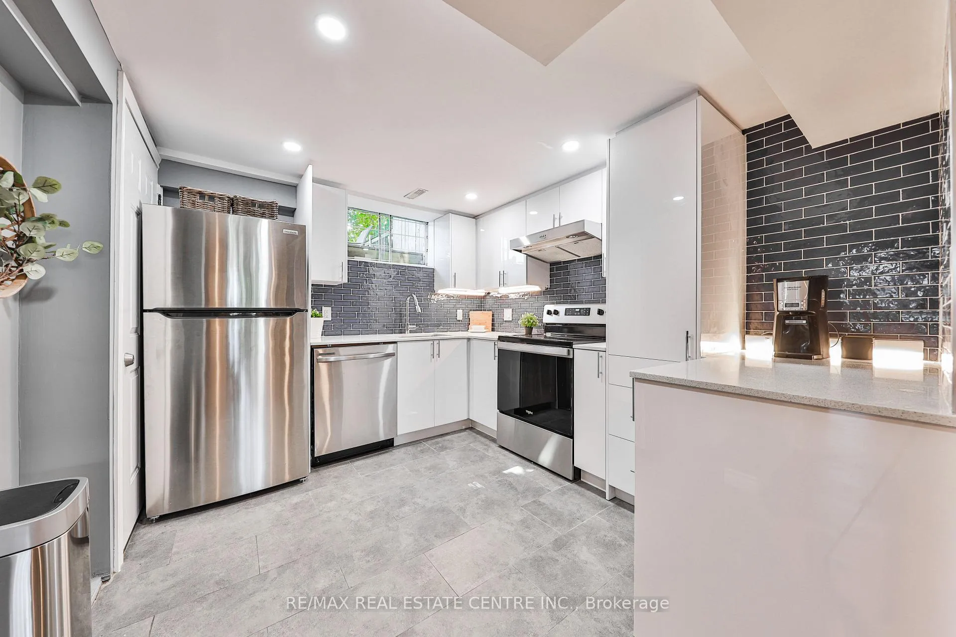 Photo 29 of 172 Hanover Place, Hamilton, Vincent — HOMEH