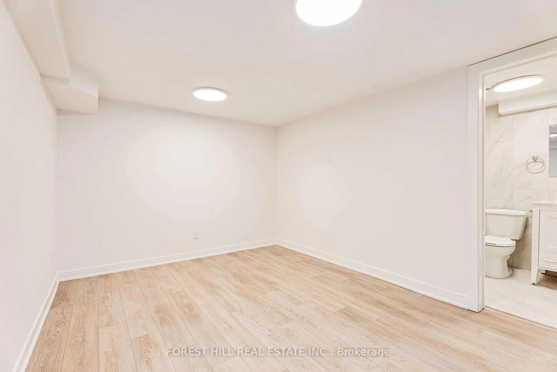 Photo 6 of Unit C, 50 William Cragg Drive, North York, Downsview-Roding-CFB — HOMEH