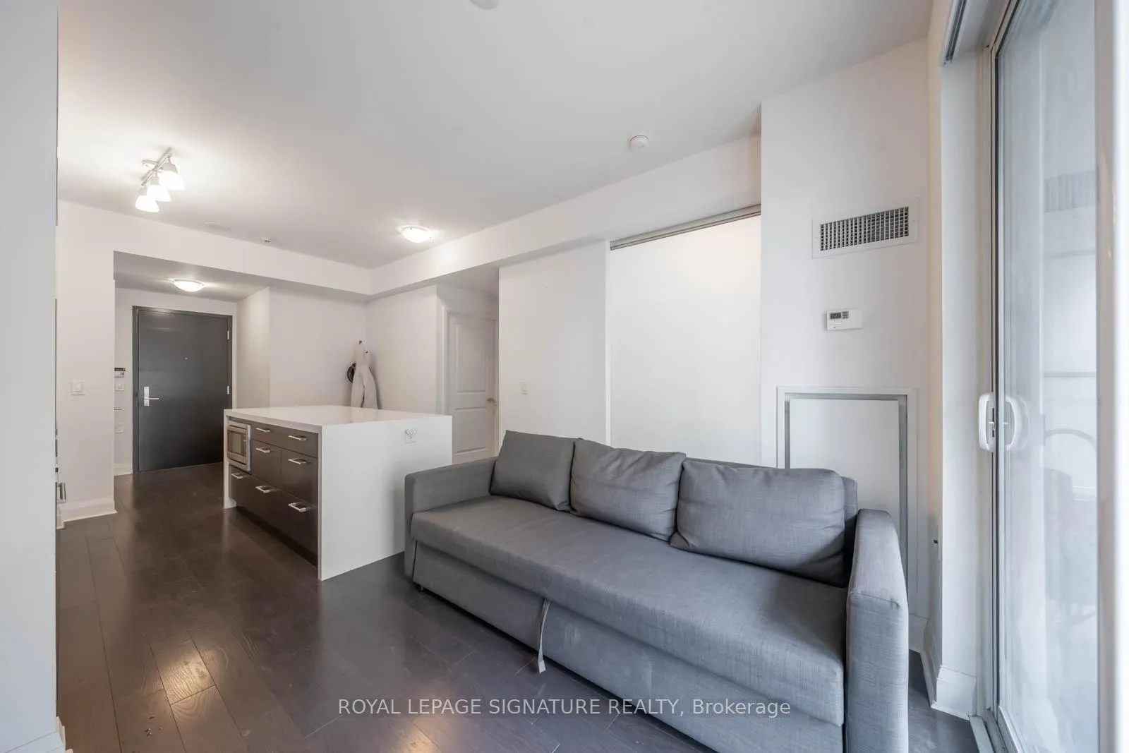 Photo 7 of Unit 901, 1080 Bay Street, Toronto, Bay Street Corridor — HOMEH