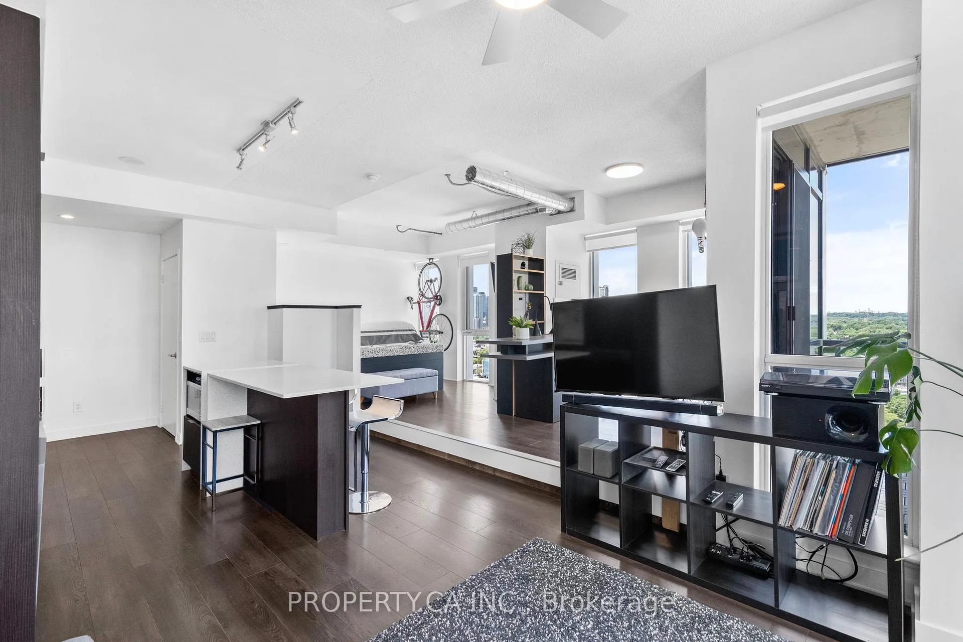 Photo 9 of Unit 2212, 170 Sumach Street, Toronto, Regent Park — HOMEH