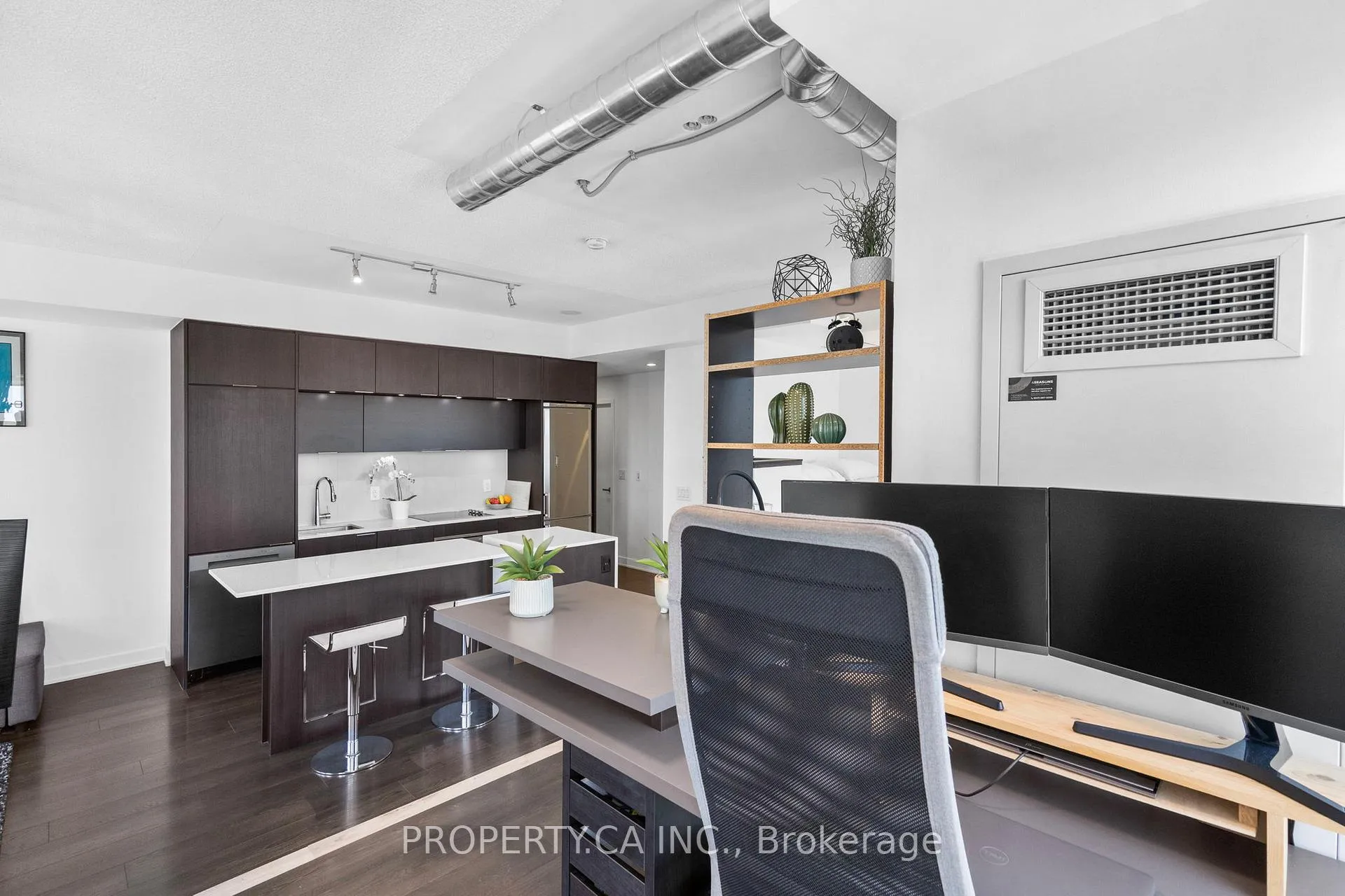 Photo 11 of Unit 2212, 170 Sumach Street, Toronto, Regent Park — HOMEH