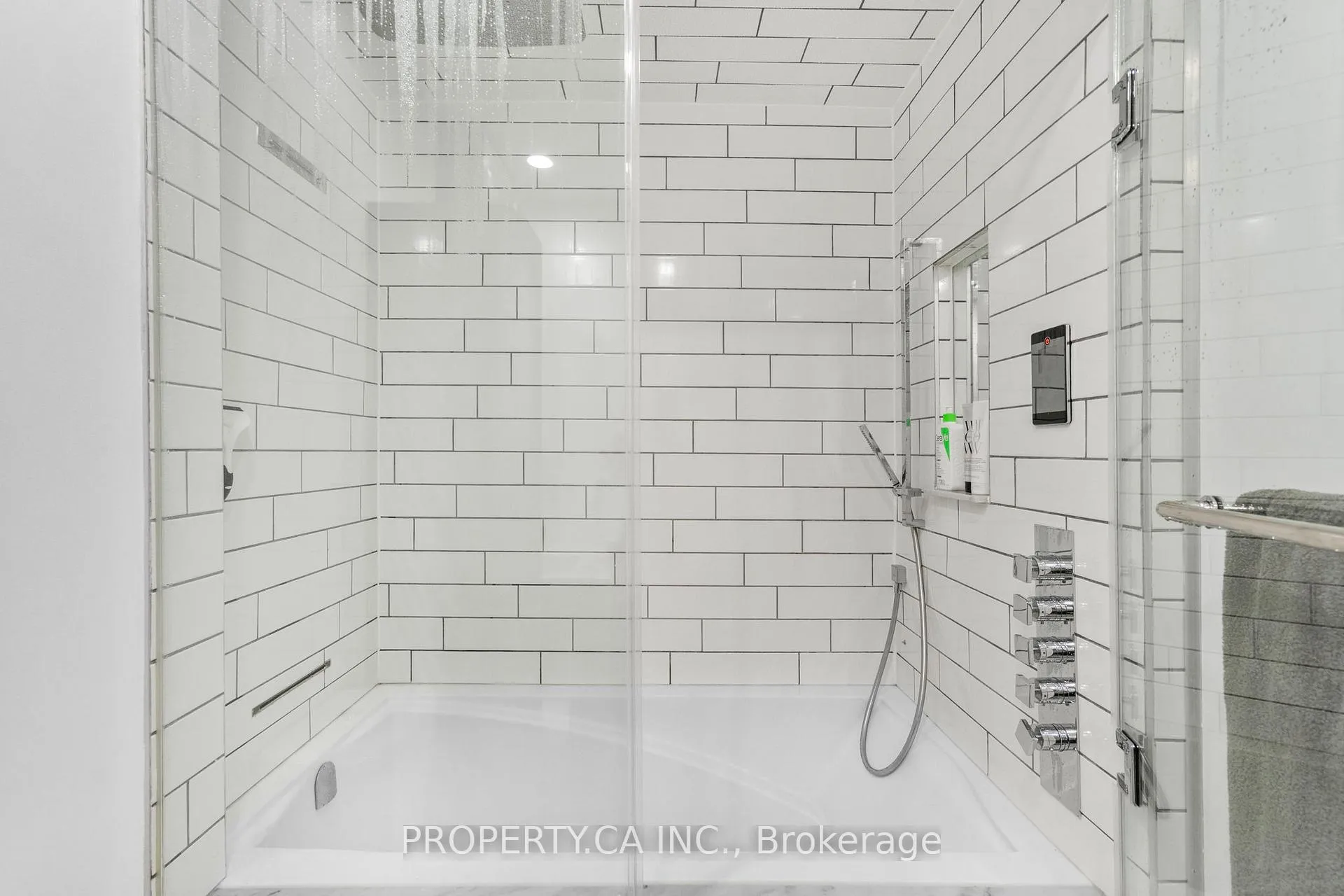 Photo 34 of Unit 2212, 170 Sumach Street, Toronto, Regent Park — HOMEH