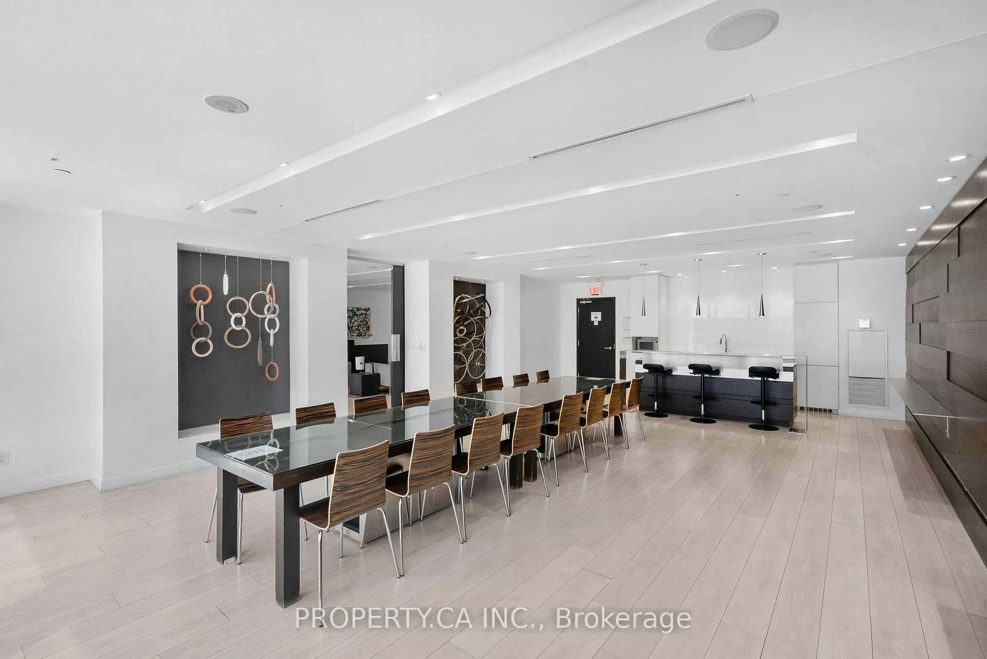 Photo 42 of Unit 2212, 170 Sumach Street, Toronto, Regent Park — HOMEH